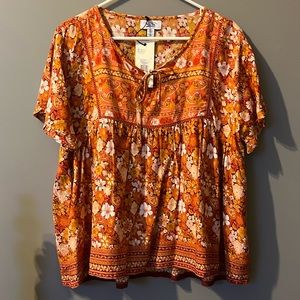 Super cute Boho style short sleeve top, size L, NWT